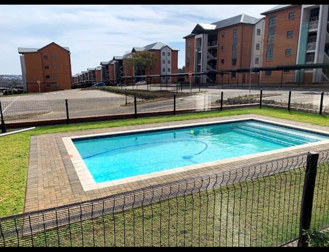 3 BEDROOM APARTMENT FOR SALE IN MODDERFONTEIN